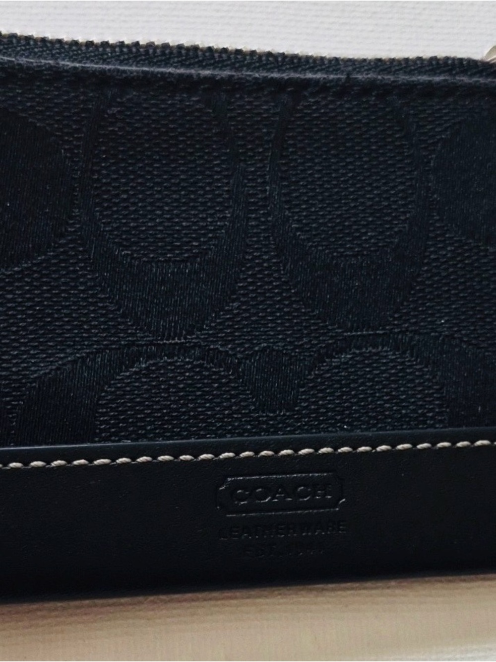 Coach Y2K Black Jacquard Signature Canvas Mini Skinny Keychain ID Wallet - Picture 6 of 7